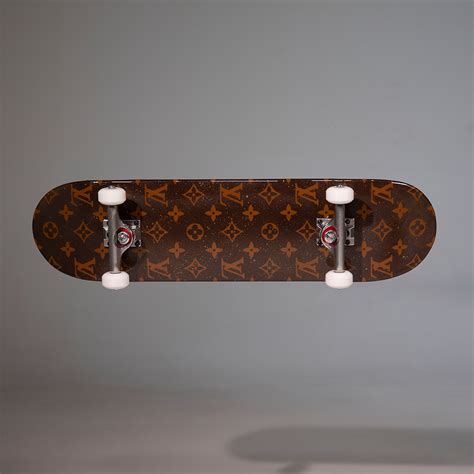 louis vuitton lv skateboard